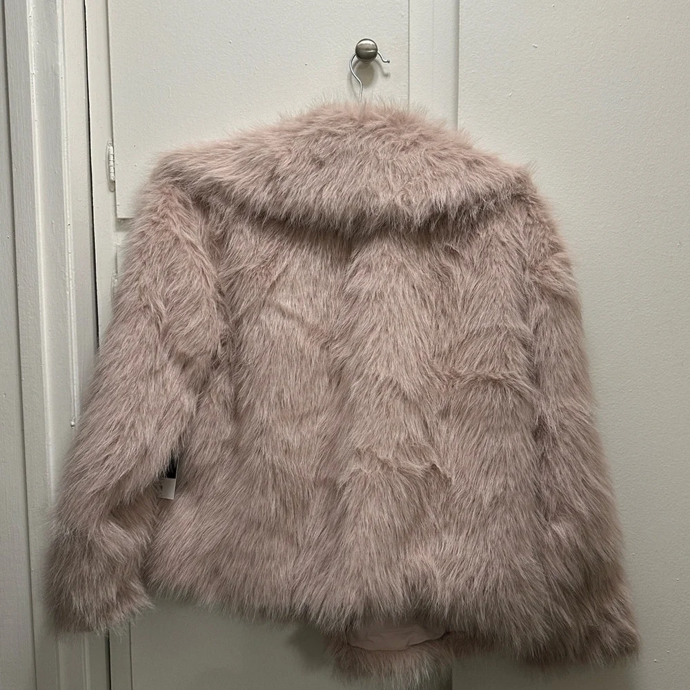 Women's Simply Vera Vera Wang Cropped Faux-Fur
Coat - Picture 5 of 7